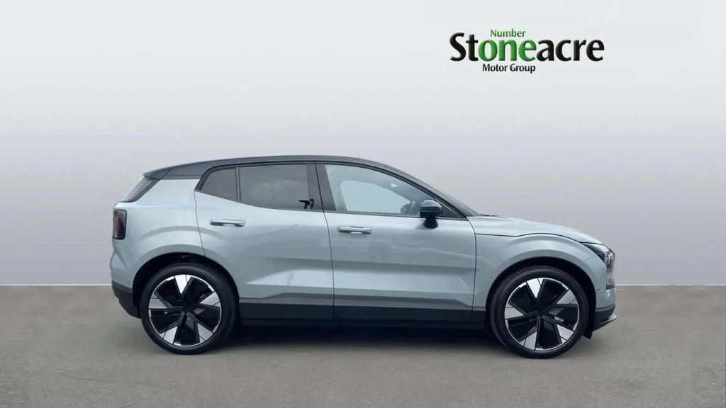Volvo EX30 P5 Long Range 69Kwh Ultra  #2