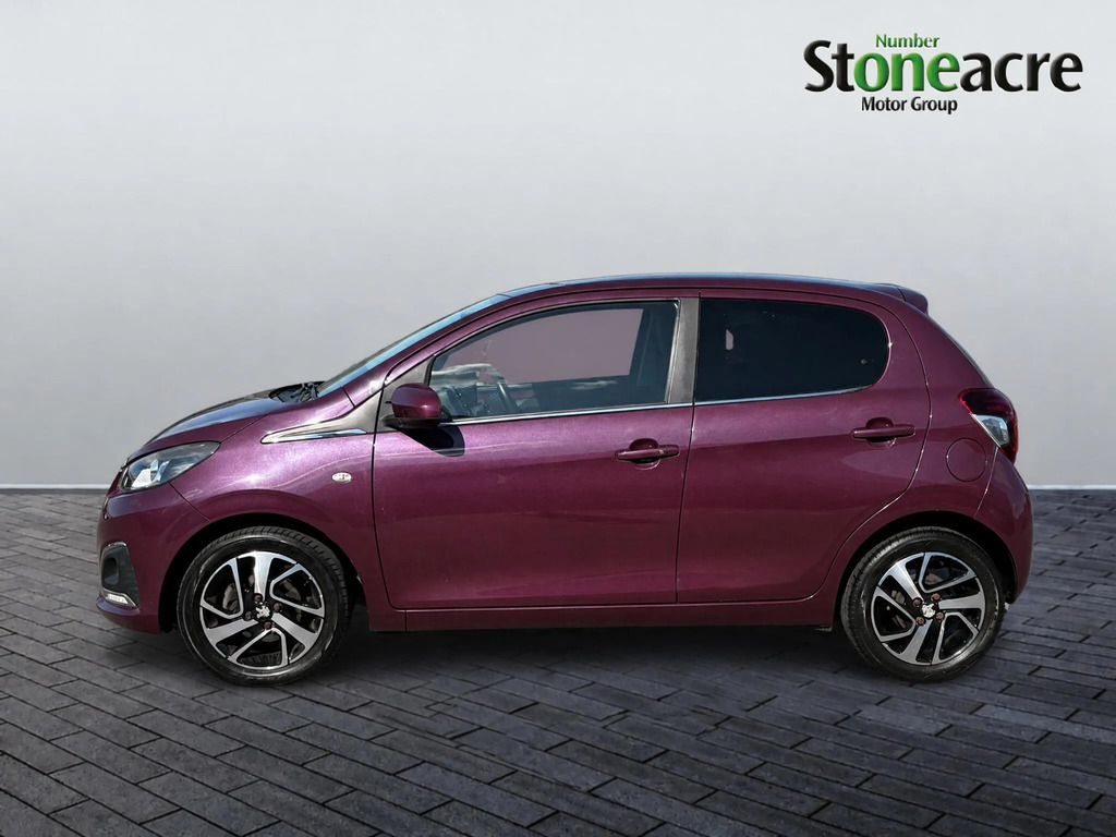 Peugeot 108 1.2 Puretech Allure Hatchback #2
