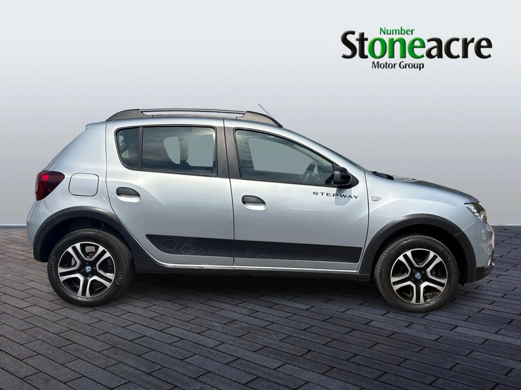 Dacia Sandero Stepway Hatchback #2