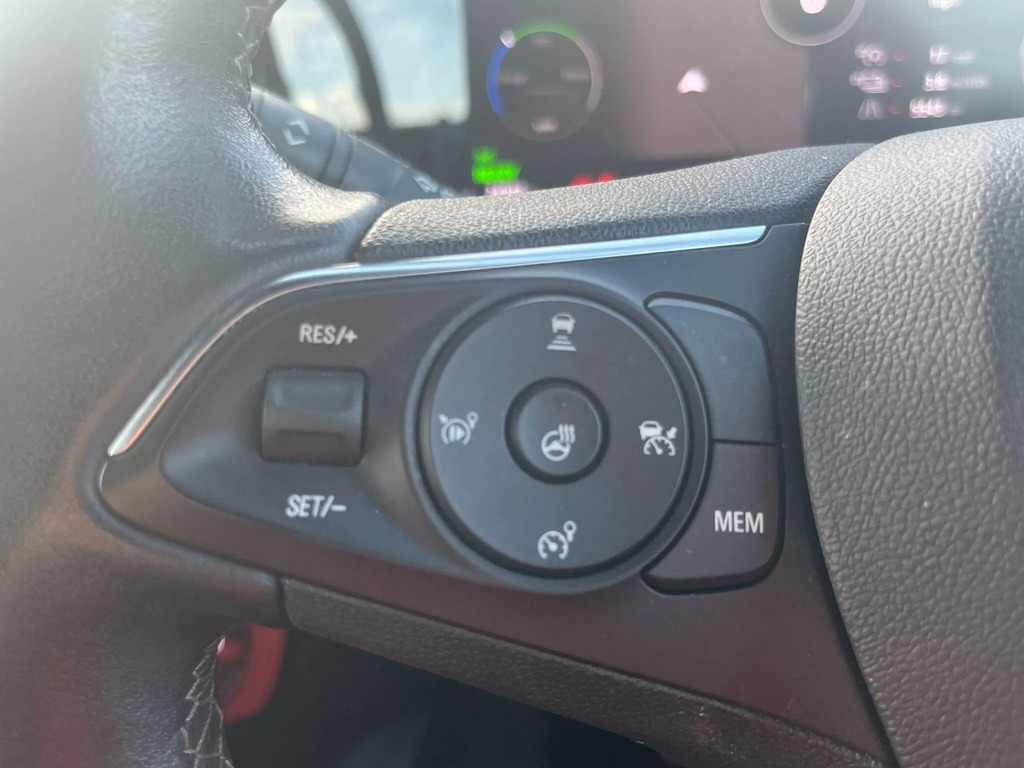 Vauxhall Mokka-e 50Kwh Sri Premium Suv 136 Ps White #16