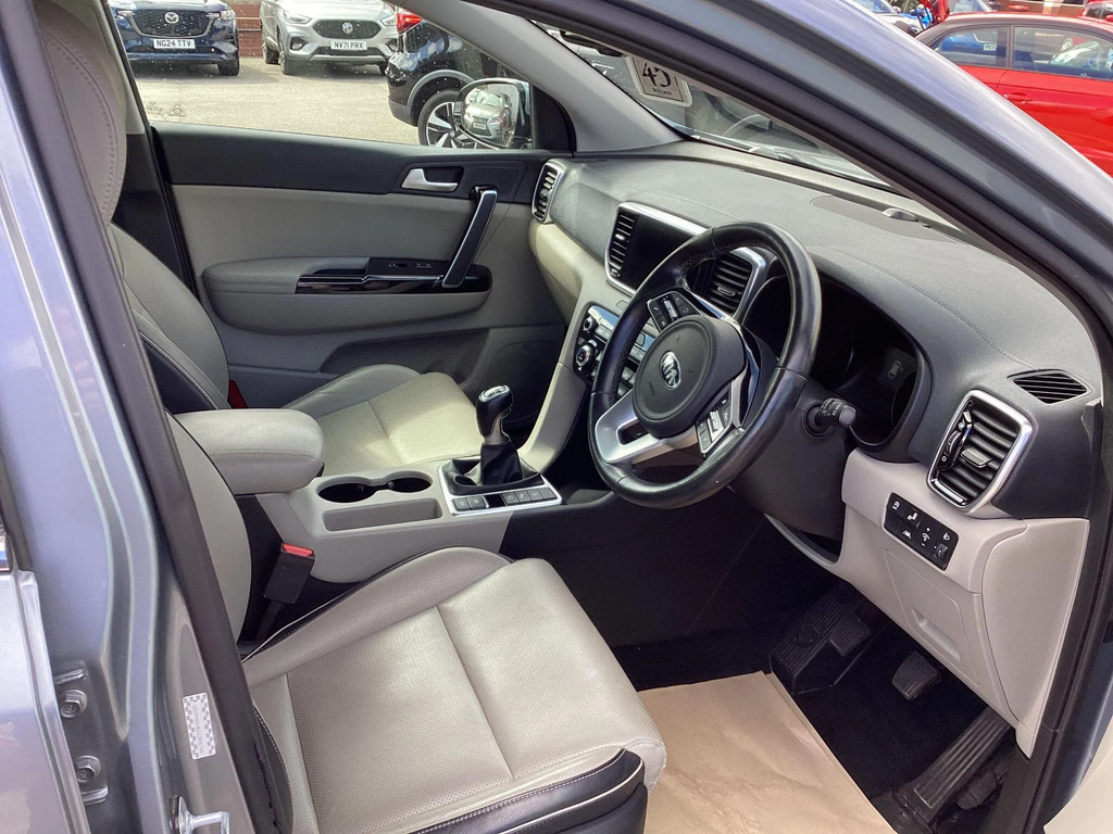 Kia Sportage 1.6 Gdi Isg 2 White #9
