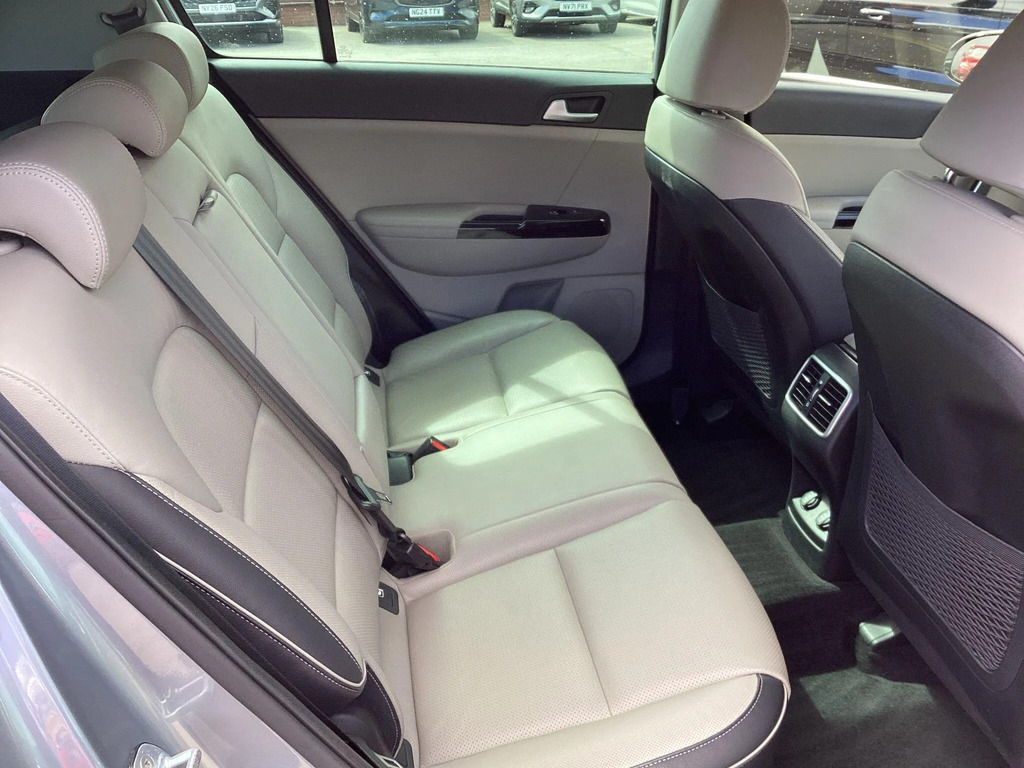 Kia Sportage 1.6 Gdi Isg 2 White #10