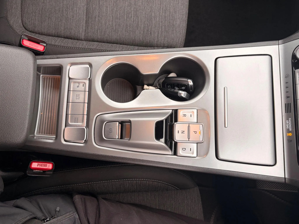 Hyundai Kona H-gdi Ultimate Suv Red #11