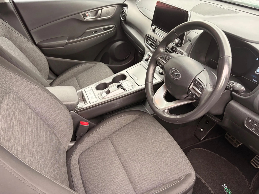 Hyundai Kona H-gdi Ultimate Suv Red #13