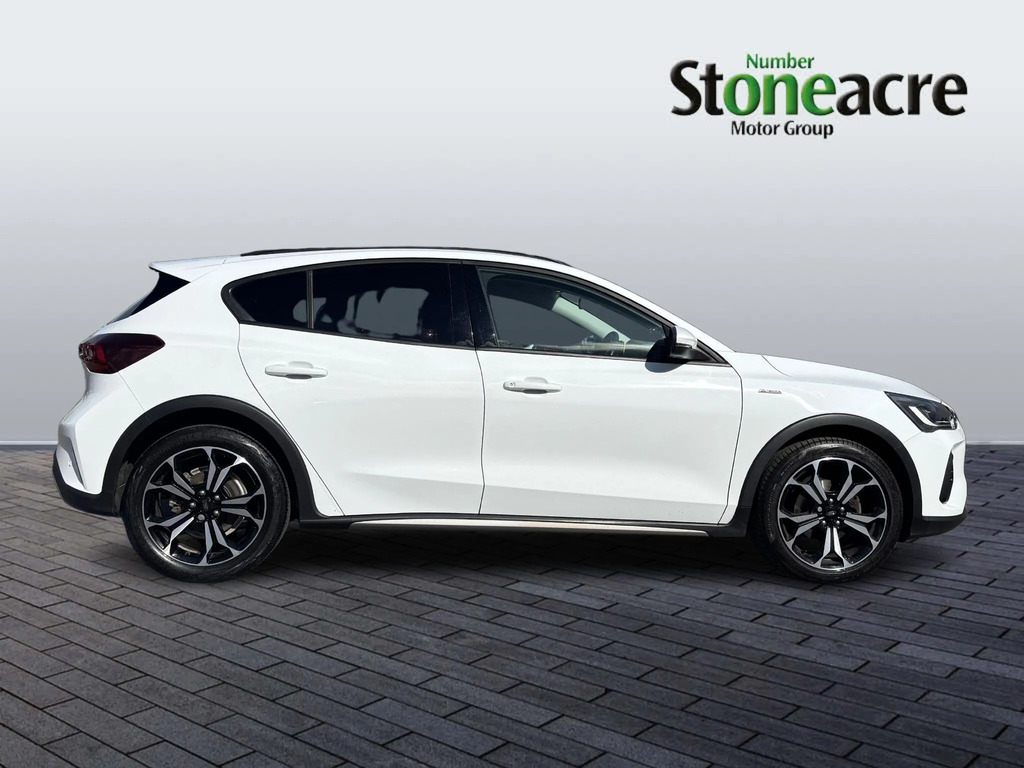 Ford Focus 1.0T Ecoboost Active X Euro 6 Ss  #2