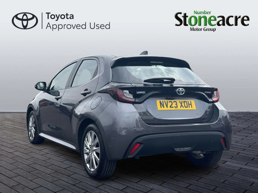 Toyota Yaris 1.5 Hybrid Icon  #5