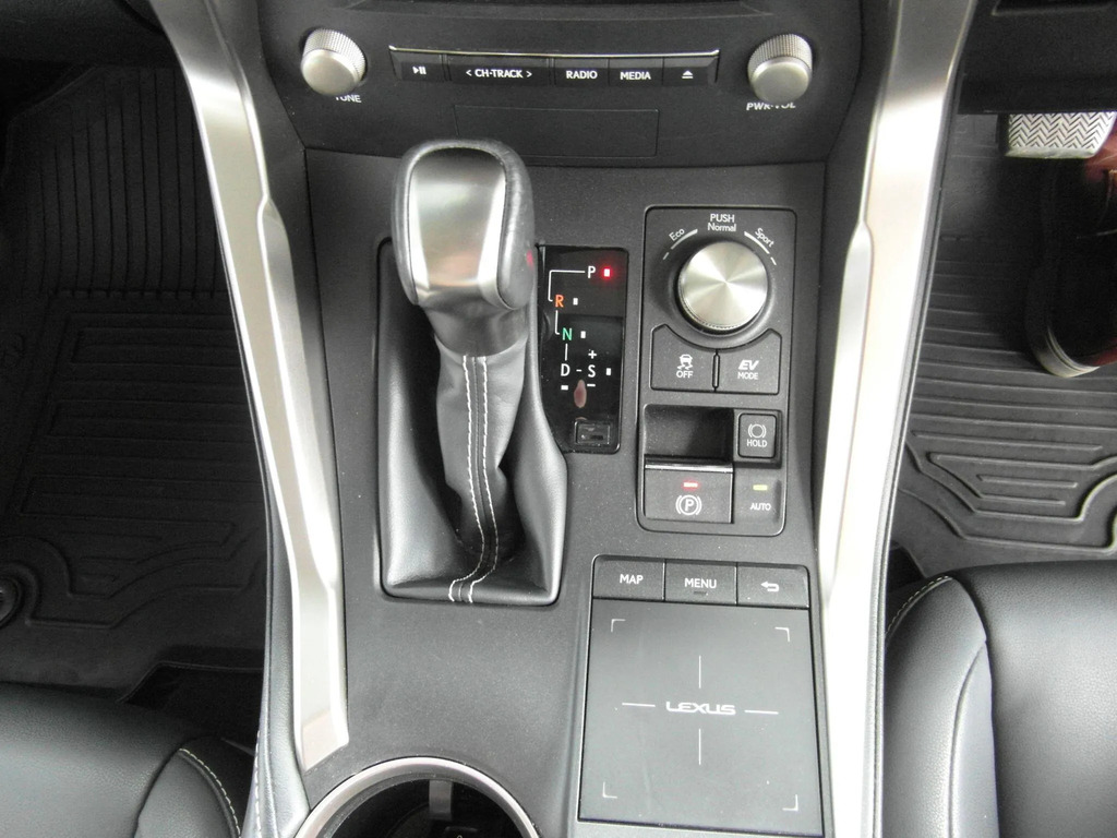 Lexus NX 300H 2.5 F-sport Cvt Premier Pack Silver #11