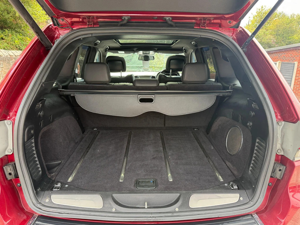 Jeep Grand Cherokee Estate Red #24