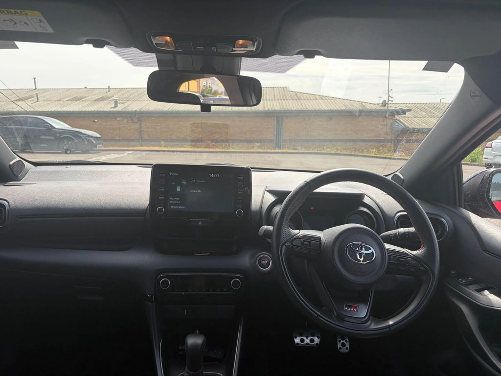 Toyota Yaris 1.5L Design Grey #10