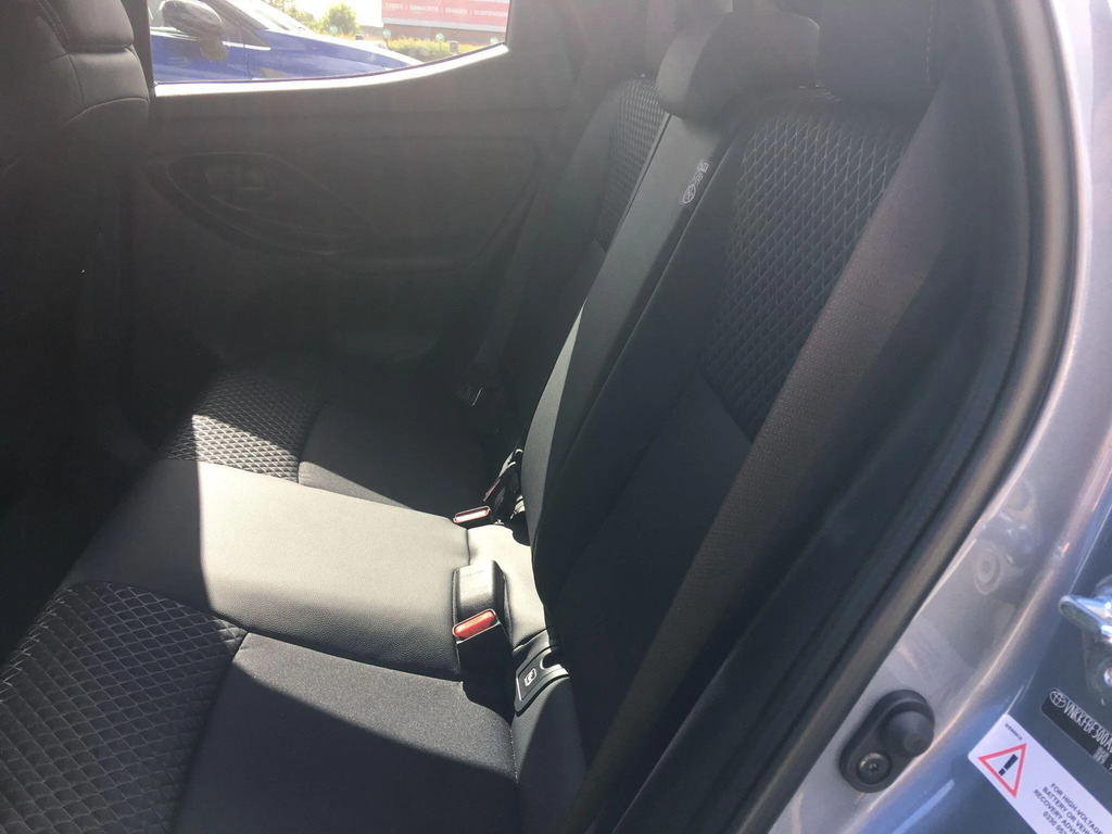 Toyota Yaris Icon Black #18