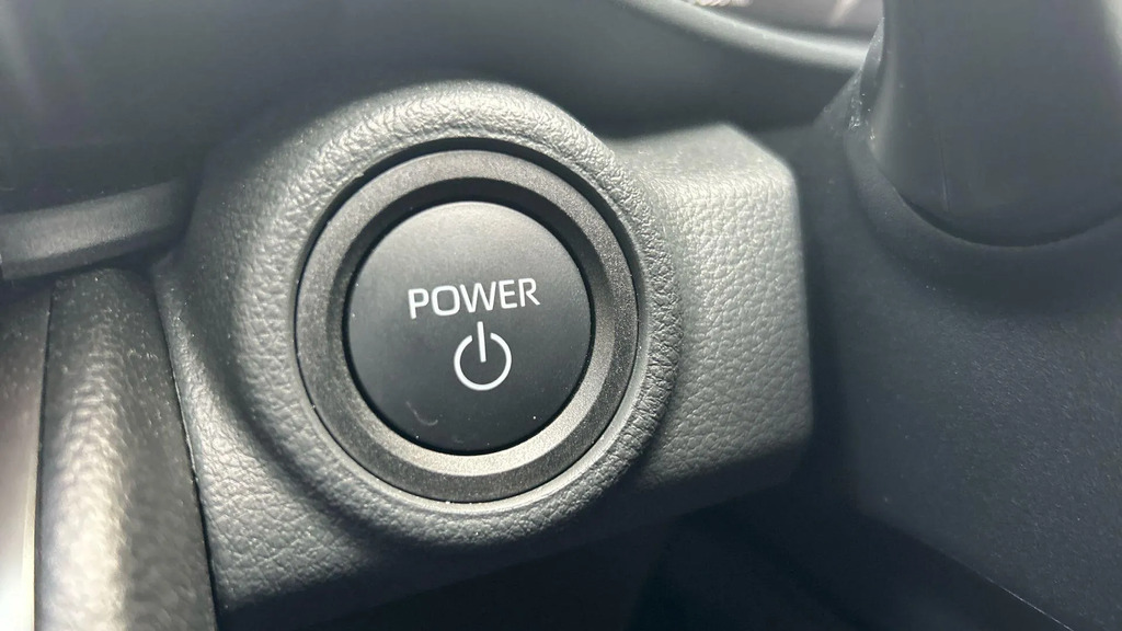 Toyota C-Hr 165Kw Design 77Kwh Hatchback SV26LYW White #36