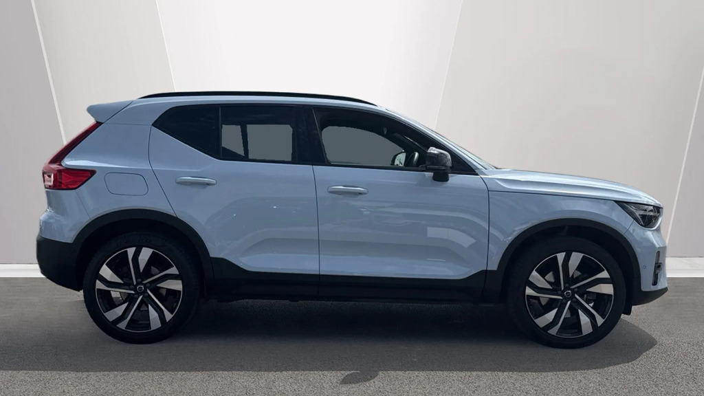 Volvo XC40 2.0 B4p Ultimate Dark  #4