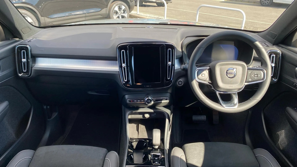 Volvo XC40 2.0 B3 Mhev Plus Black Edition Dct Euro 6 S  #5