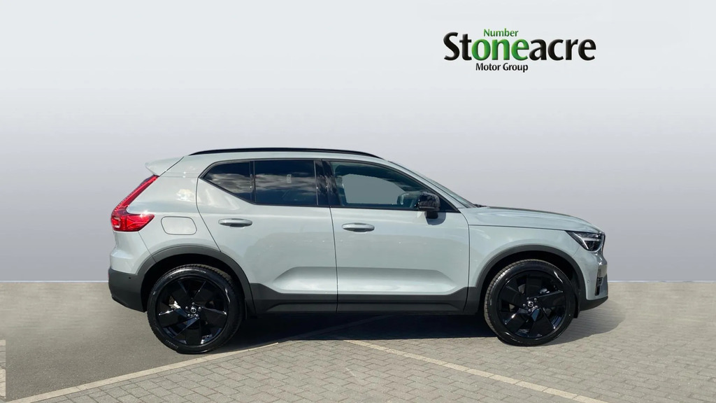 Volvo XC40 2.0 B3 Mhev Plus Black Edition Dct Euro 6 S  #3