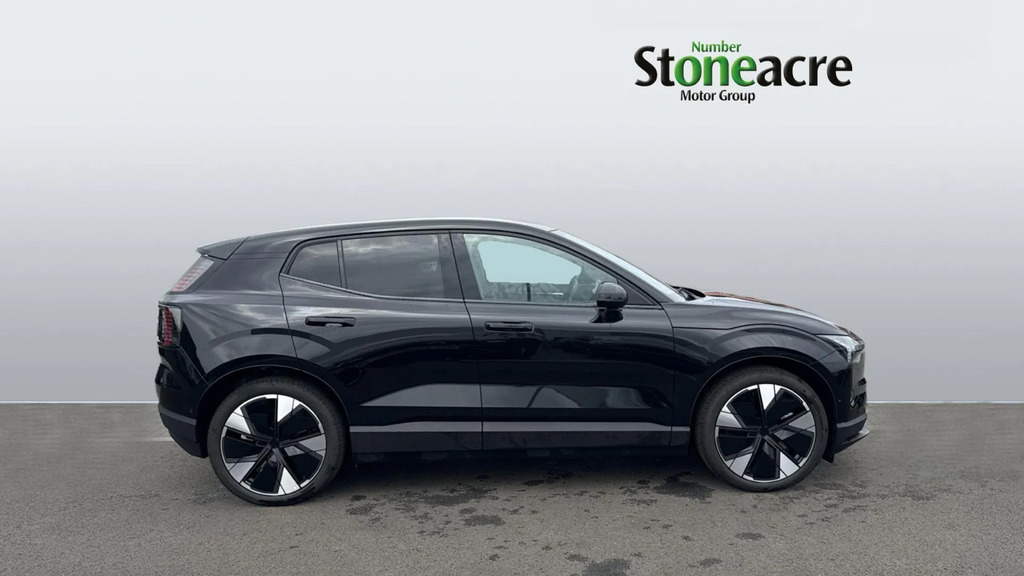 Volvo EX30 315Kw Twin Motor Performance Ultra 69Kwh #3