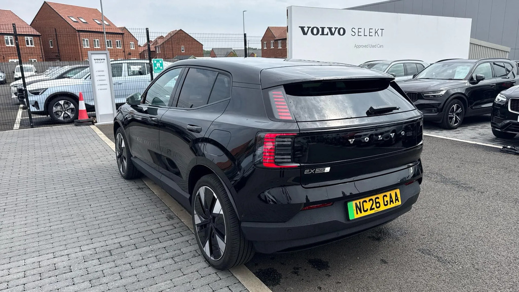 Volvo EX30 Ultra Twin Motor Performance 422Bhp - White #33