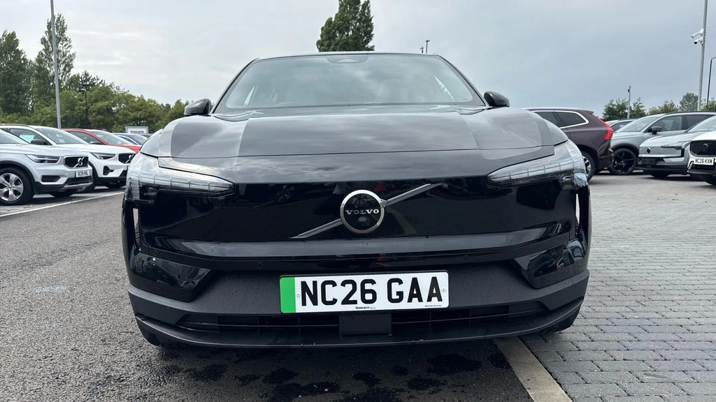 Volvo EX30 Ultra Twin Motor Performance 422Bhp - White #38