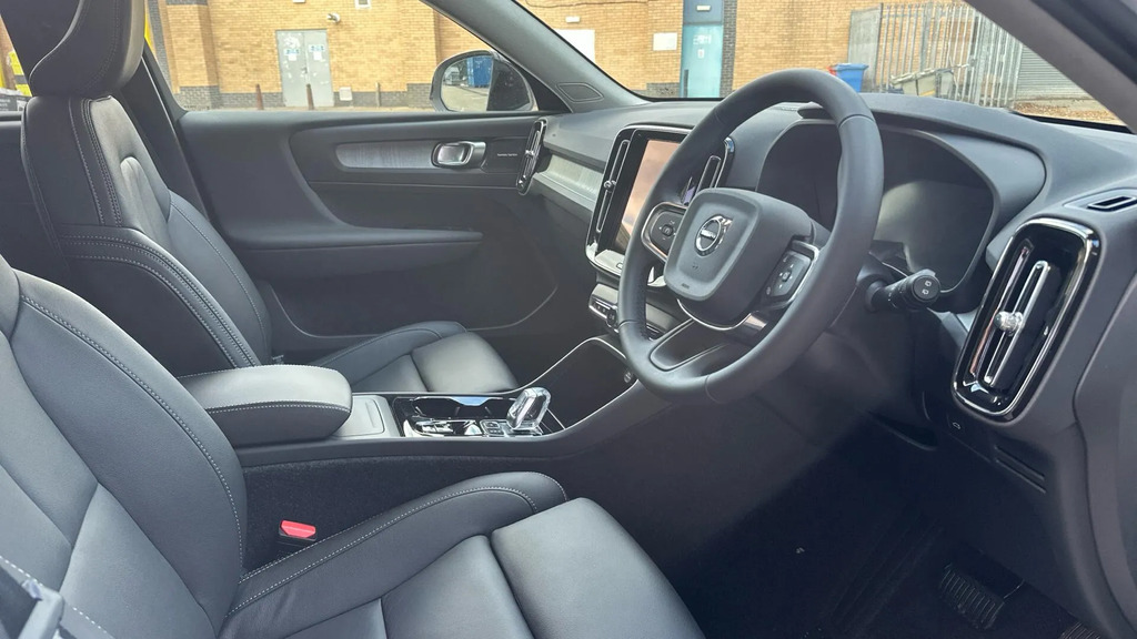Volvo XC40 2.0 B3 Mhev Ultra Dark Dct Euro 6 Ss #4