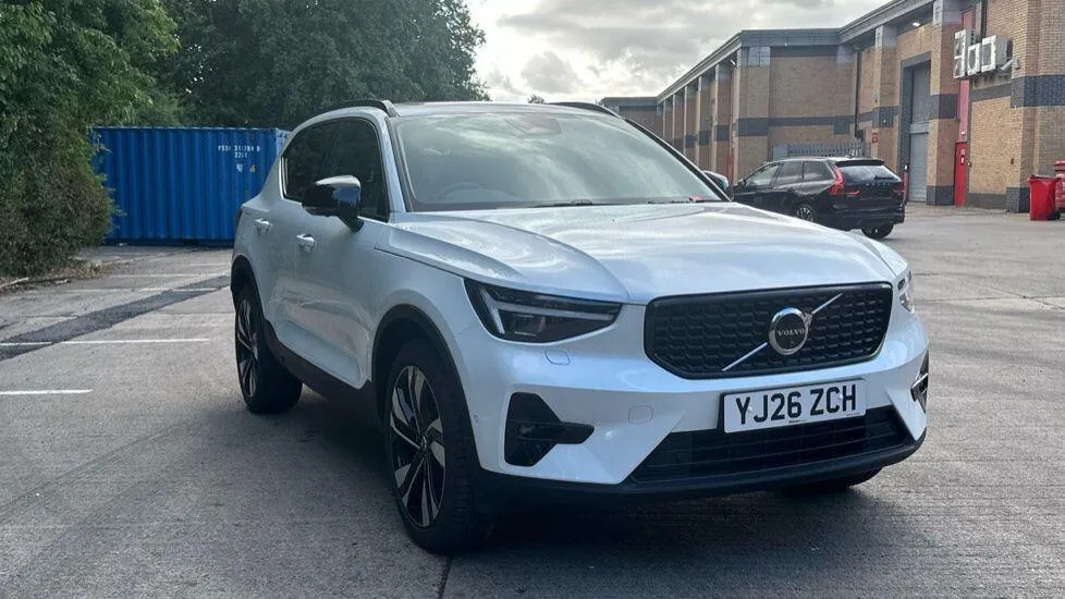 Volvo XC40 2.0 B3 Mhev Ultra Dark Dct Euro 6 Ss 