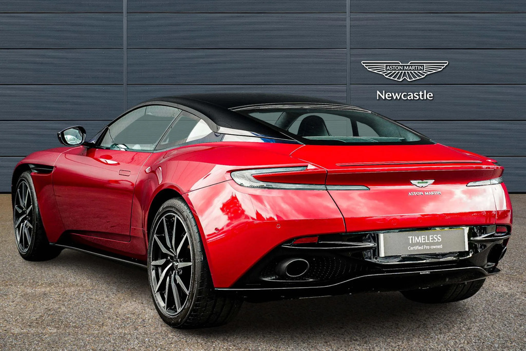 Aston Martin DB11 V8  #4