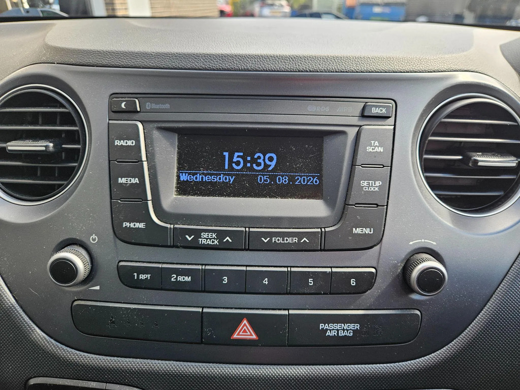 Hyundai I10 1.0 Se - Air Con - Bluetooth - Alloys Red #15