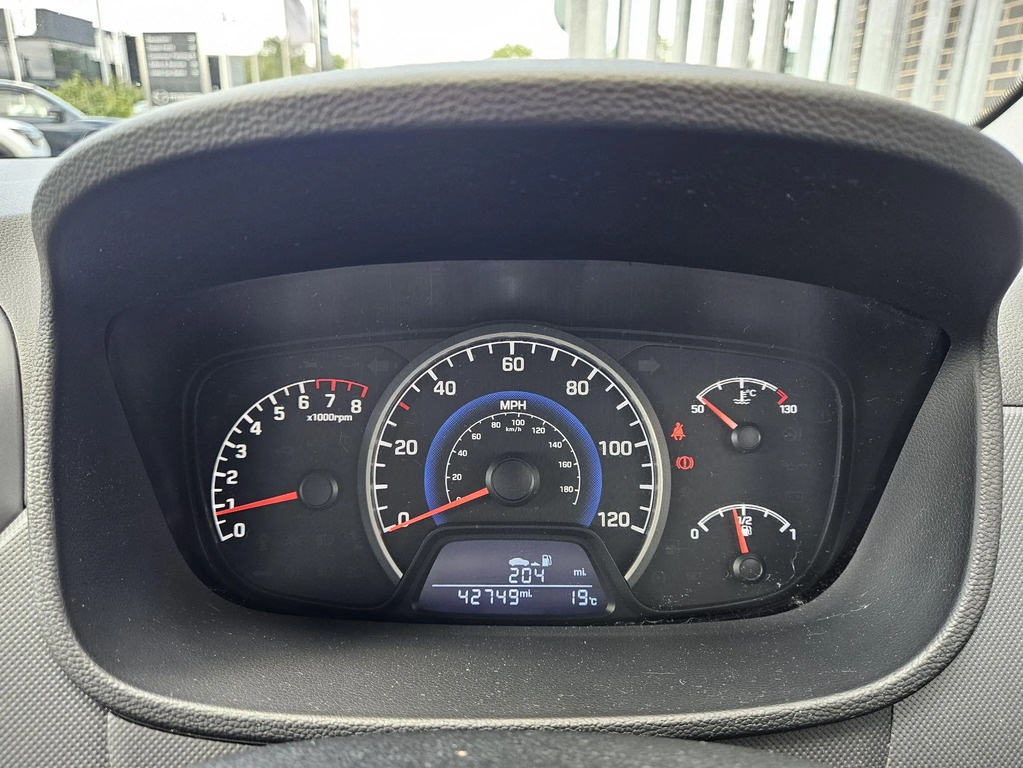 Hyundai I10 1.0 Se - Air Con - Bluetooth - Alloys Red #14
