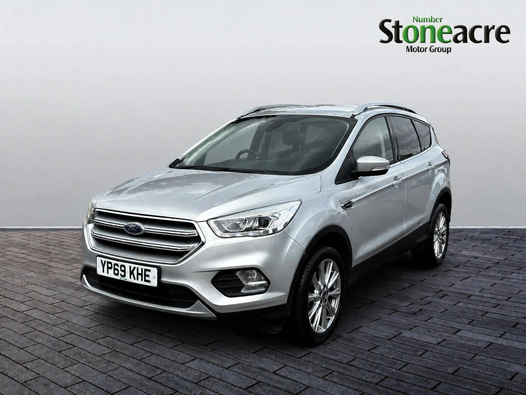 Ford Kuga 1.5 Tdci Ecoblue Titanium Edition Suv #3
