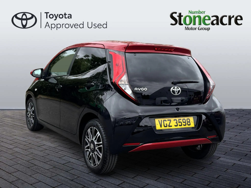 Toyota Aygo 1.0 Vvt-i X-clusiv Hatchback  #5