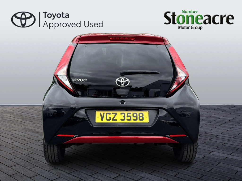 Toyota Aygo 1.0 Vvt-i X-clusiv Hatchback  #4