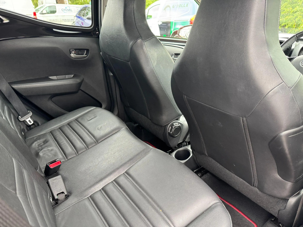 Toyota Aygo 2021 21 1.0  #12