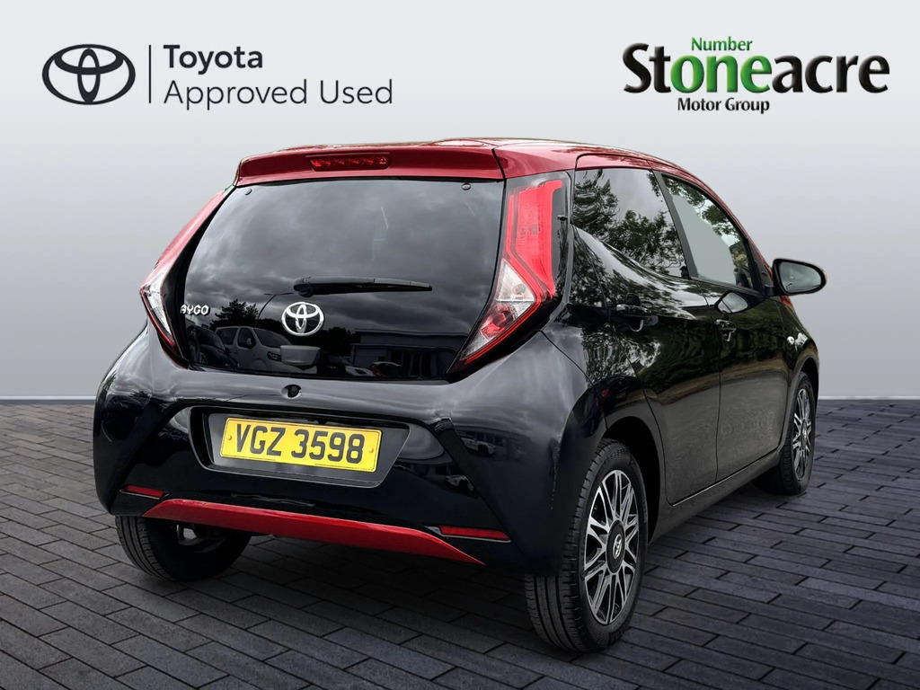 Toyota Aygo 1.0 Vvt-i X-clusiv Hatchback  #3