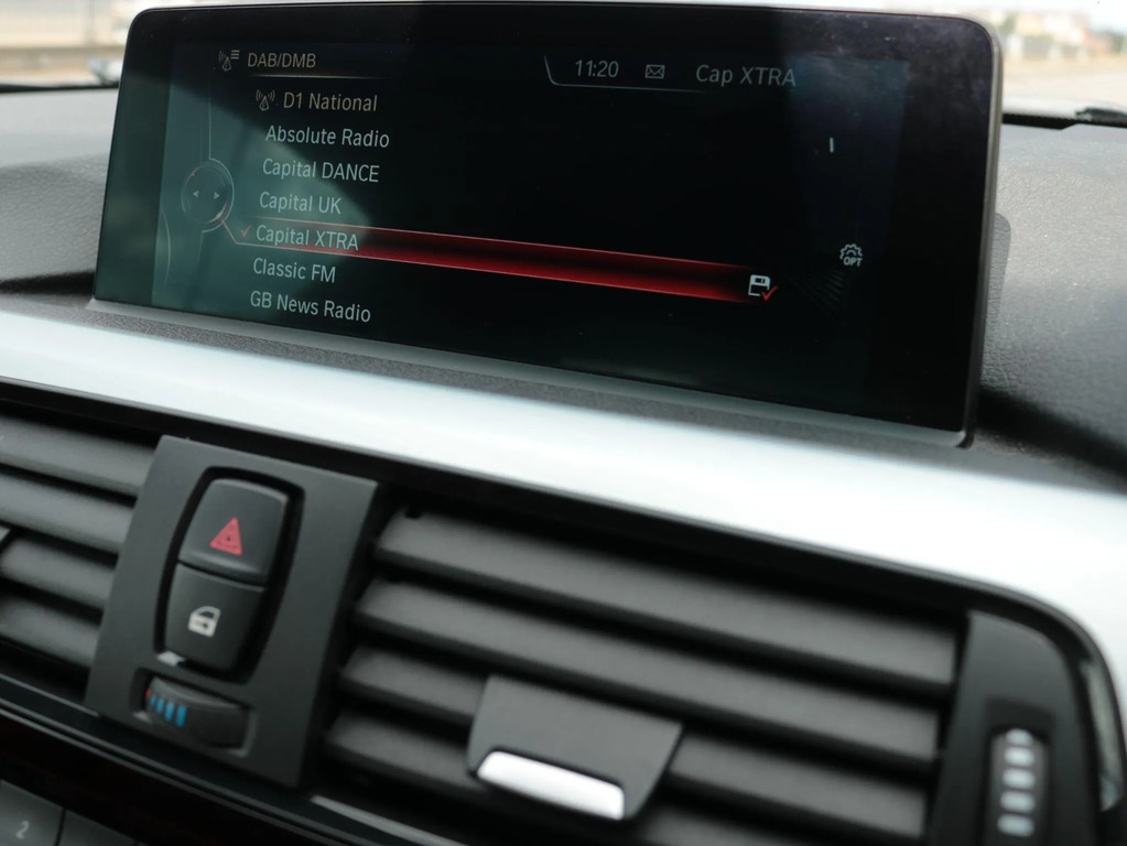 BMW 4 Series 420D M Sport Professional Media White #20