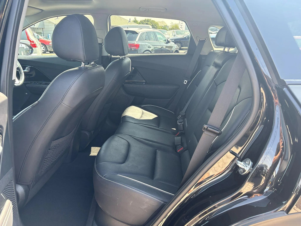 Kia e-Niro Niro 1.6 Gdi Hybrid 2 Dct Estate White #16