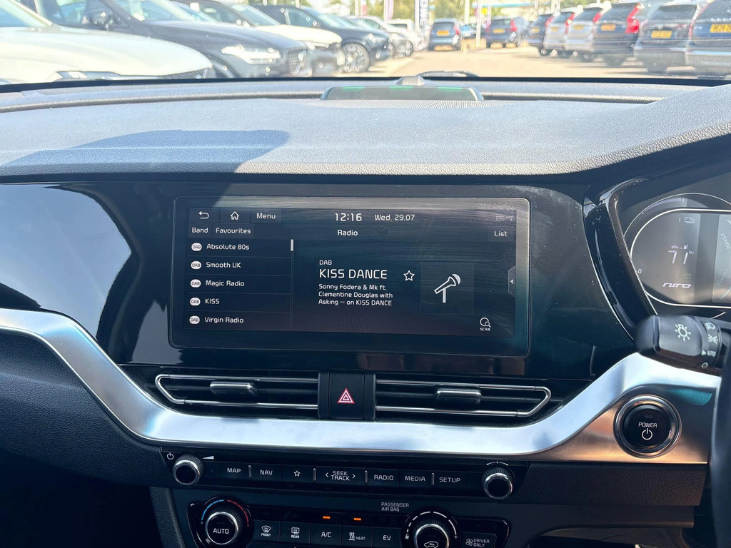 Kia e-Niro Niro 1.6 Gdi Hybrid 2 Dct Estate White #26