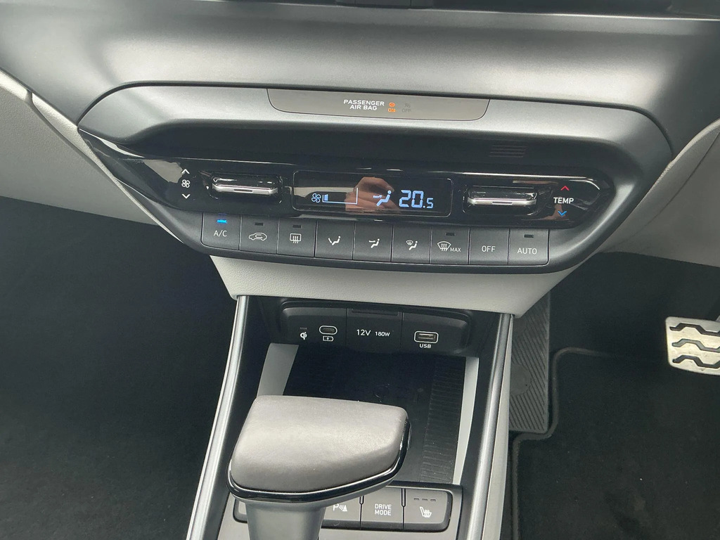 Hyundai Bayon Hyundai Bayon Ultimate Black #33