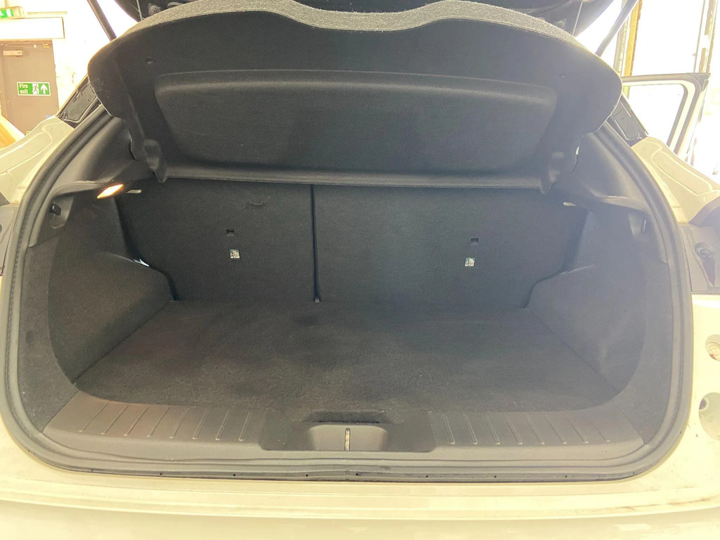 Nissan Juke 1.6 Hybrid Premiere Edition #13