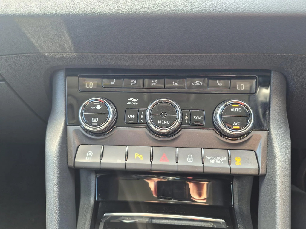 Skoda Karoq 1.5 Tsi Se L Silver #29