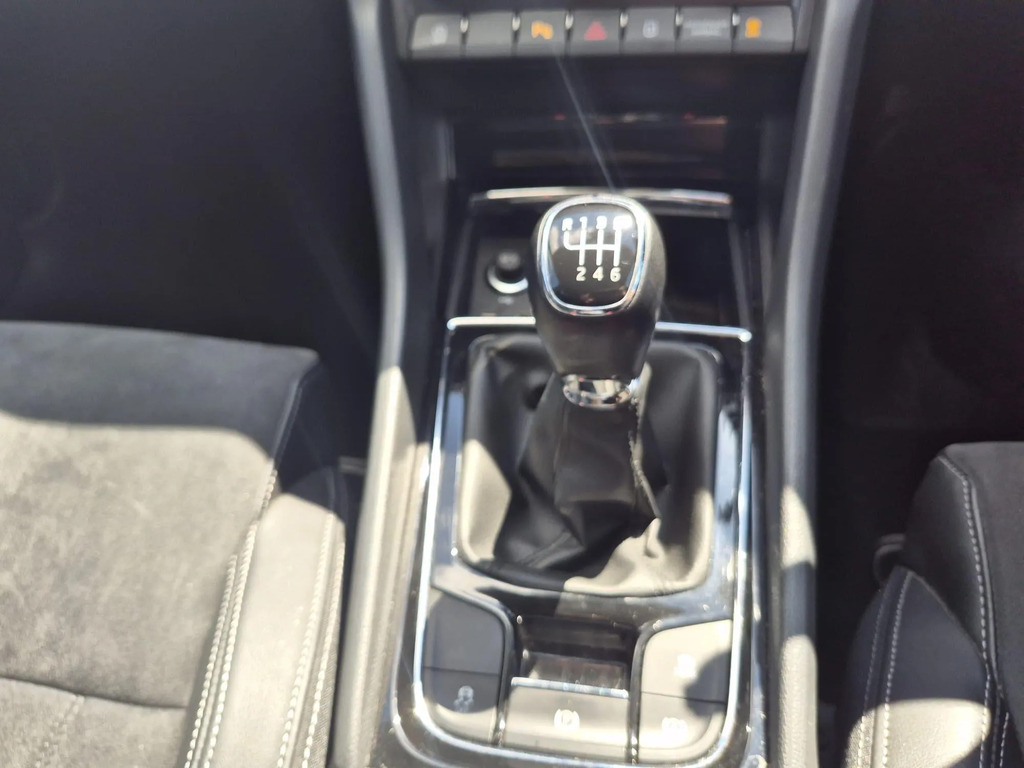 Skoda Karoq 1.5 Tsi Se L Silver #30