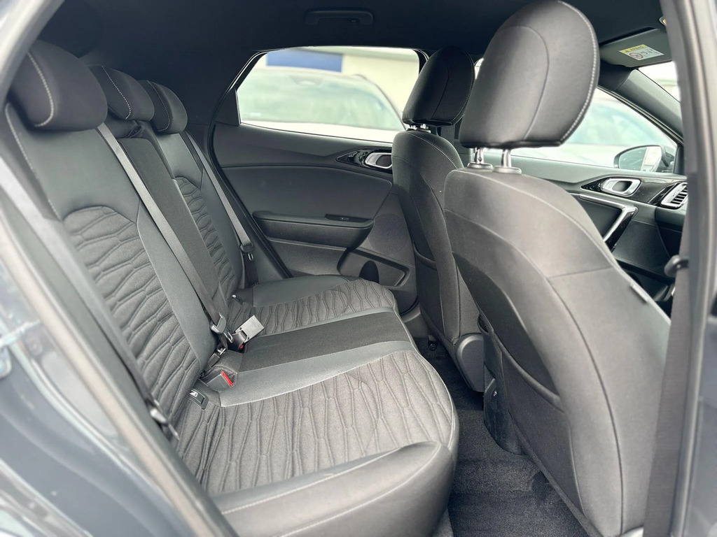 Kia Xceed 1.5 T Gdi Gt Line Suv Ss Silver #13