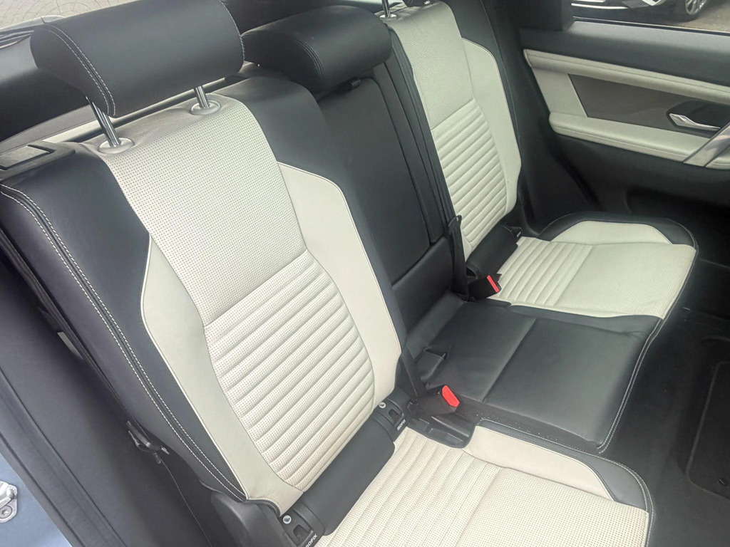 Land Rover Discovery Sport D180 R-dynamic Se Red #12