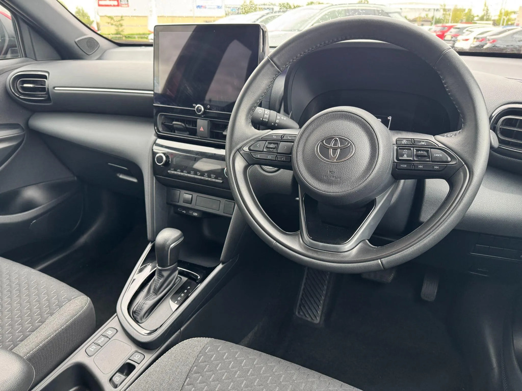 Toyota Yaris Cross Excel Black #16
