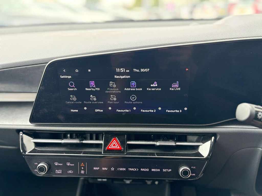 Kia e-Niro Kia Niro 64.8Kwh 4 Suv 201 Bhp Red #23
