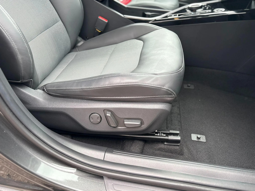 Kia e-Niro Kia Niro 64.8Kwh 4 Suv 201 Bhp Red #12