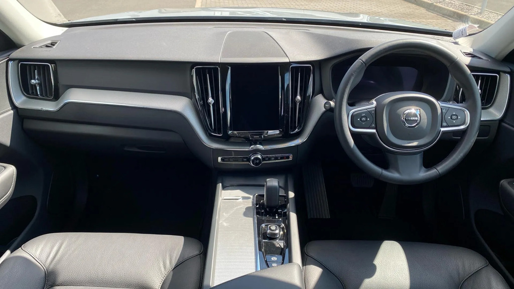 Volvo XC60 Suv  #5