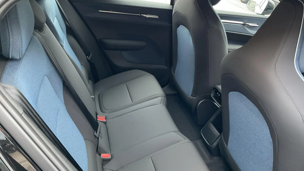 Volvo EX30 200Kw Sm Extended Range Plus 69Kwh #6