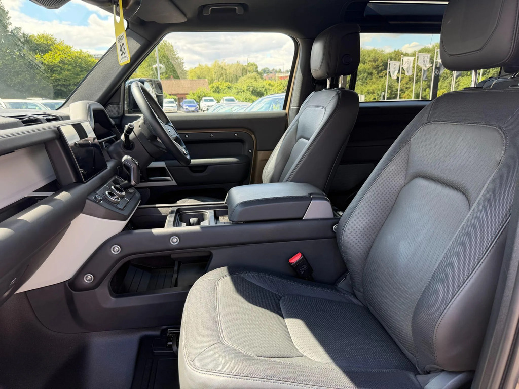 Land Rover Defender 90 3.0 D250 Mhev X-dynamic Se Suv 4Wd Black #19