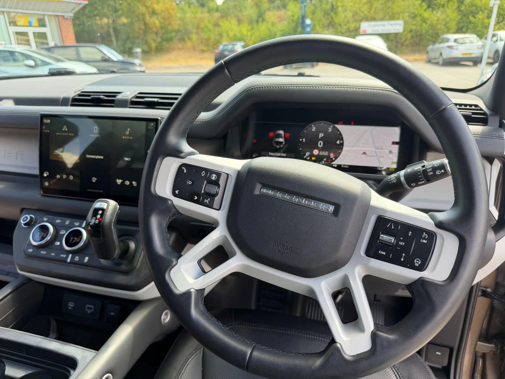 Land Rover Defender 90 3.0 D250 Mhev X-dynamic Se Suv 4Wd Black #23