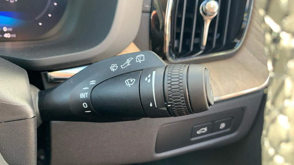 Volvo XC60 Black Edition Plus, T6 Awd Plug-in Hybrid, Electri Black #21