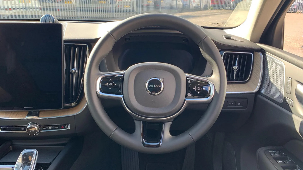 Volvo XC60 Black Edition Plus, T6 Awd Plug-in Hybrid, Electri Black #10