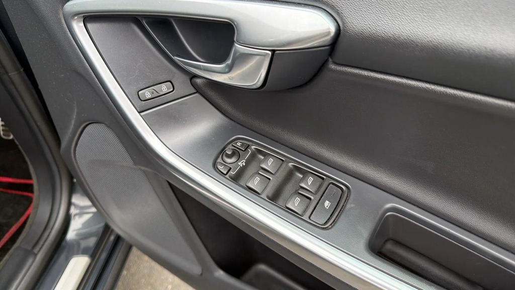 Volvo S60 T4 190 Se Lux Nav Geartronic Silver #21